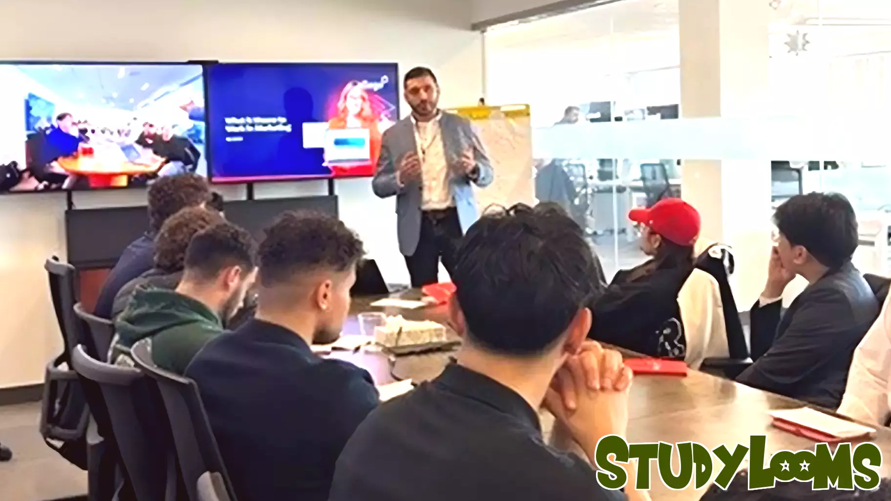 Celebrating Innovation in Sales Education at Babson's Sales Leadership Summit