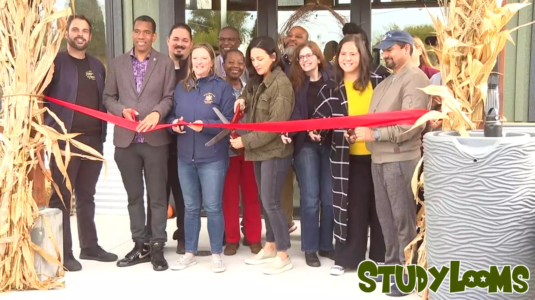 Foodlink Celebrates the Launch of Its New Edible Education Center