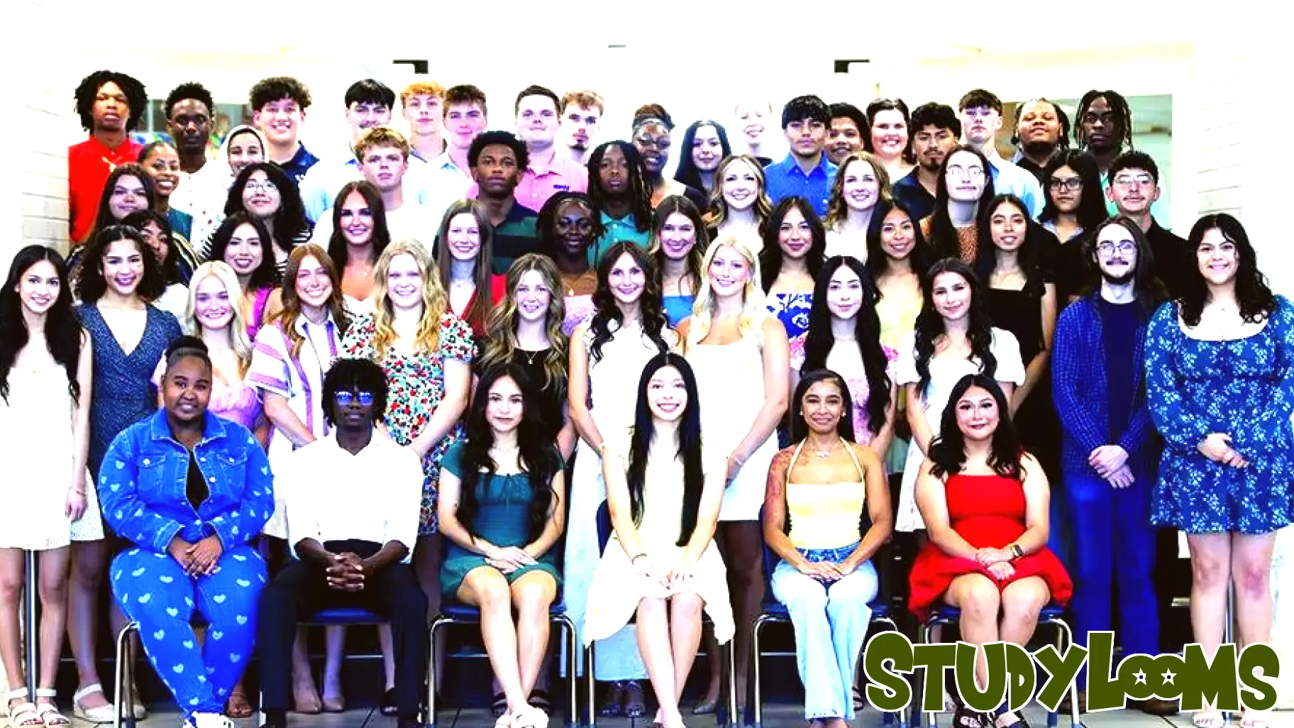 Paris Education Foundation Honors 59 Students with $108,000 in Scholarships
