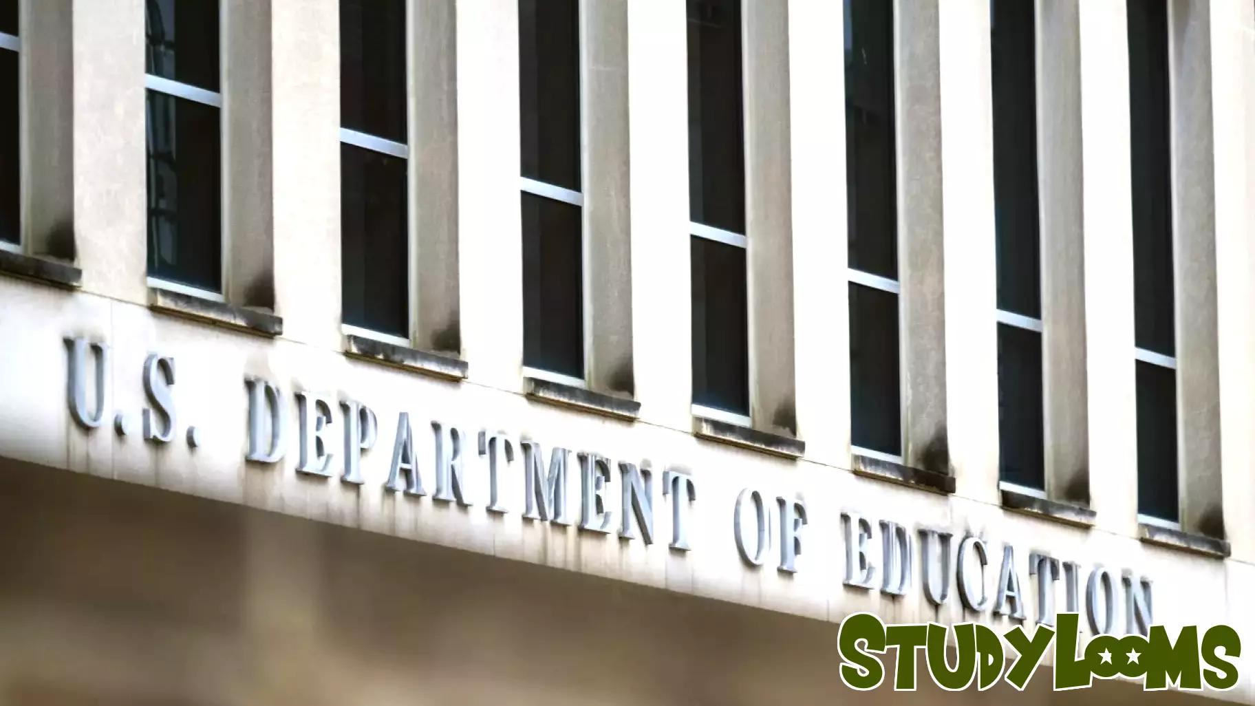 Supreme Court Approves Dismantling of Education Department Amidst Trump’s Tariff Threats to Russia