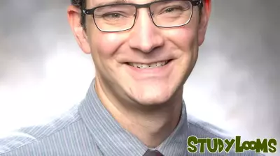 Dr. Mike Davis Addresses Legal Issues in Higher Education