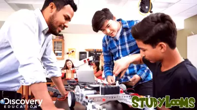 Inspiring Career Exploration Through Educational Resources on Manufacturing Day